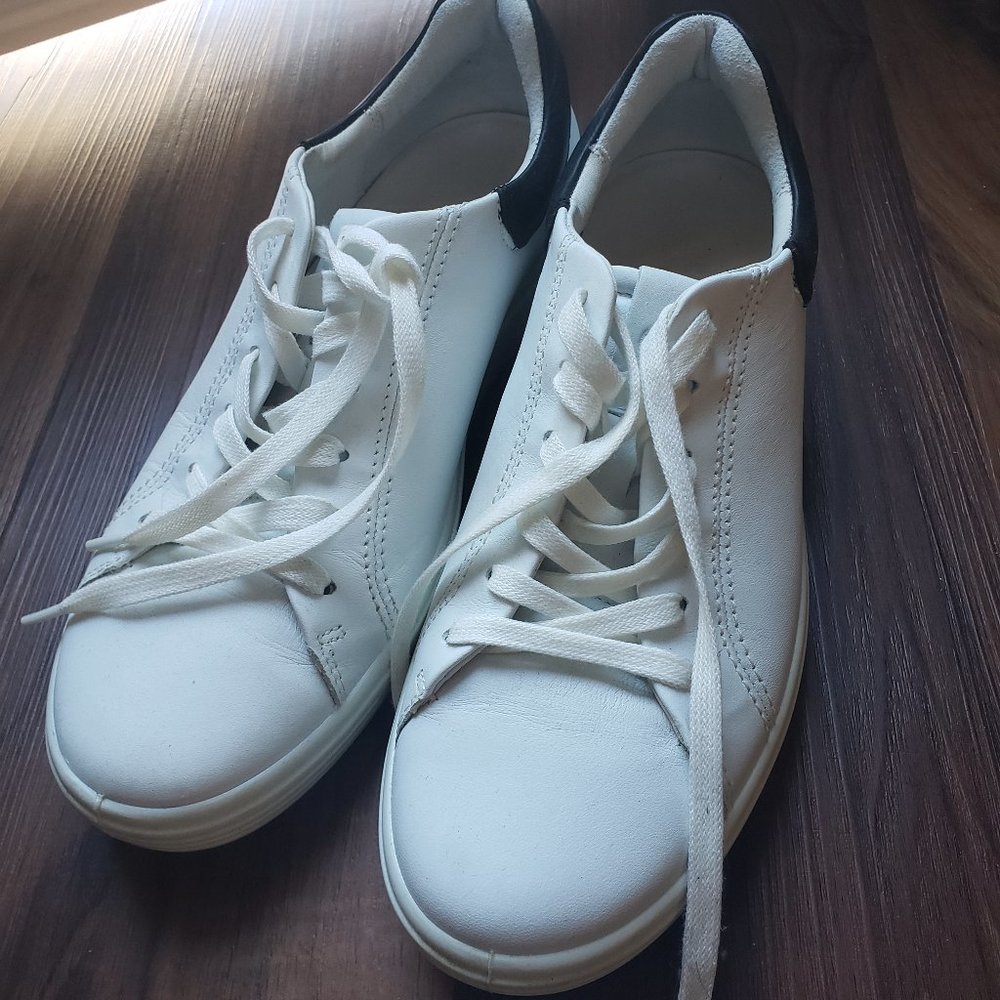 ECCO Soft 7 W Shoes - Picture 1 of 3